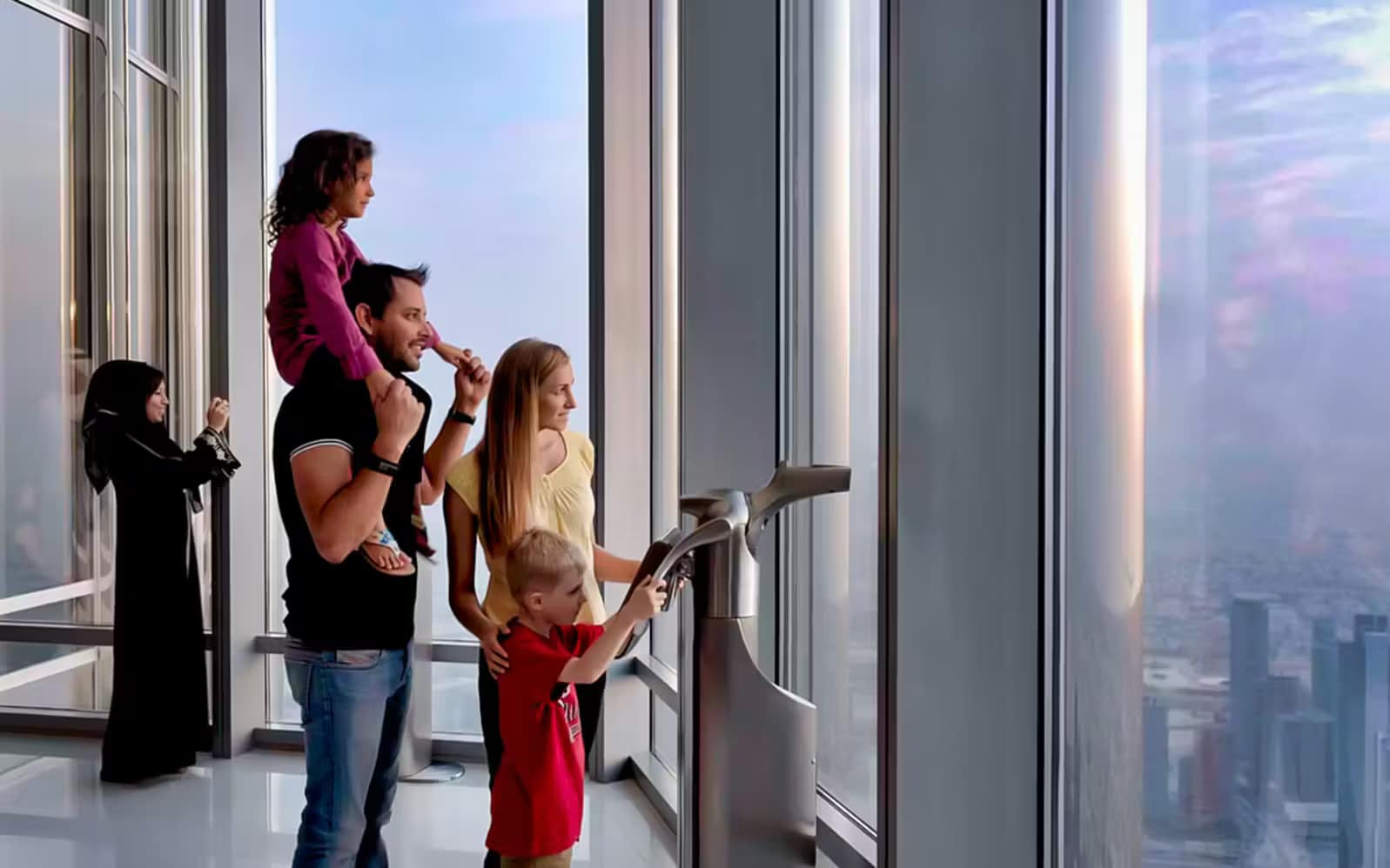 Burj Khalifa: At the Top (124th & 125th Floor) gallery image 2